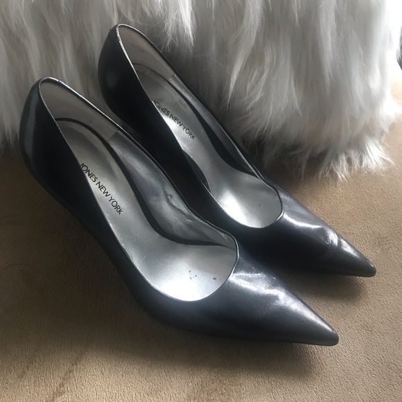 LAST CHANCE jones  NY gray heels - Picture 2 of 7